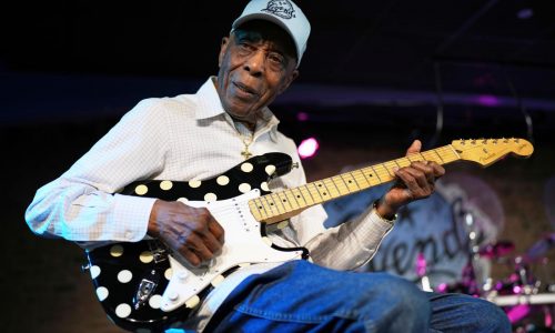 In ‘Sinners’ and his music, Buddy Guy is keeping the blues alive. It hasn’t been easy