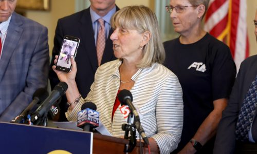 Mass. Democrats argue public school cell phone ban will improve students’ mental health