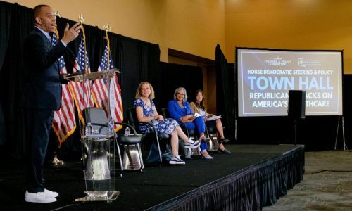 ‘Beautiful’ or ‘Ugly,’ Trump’s big bill shapes the battle for House control in 2026 midterms