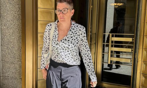 Fashion startup founder charged with $300 million fraud