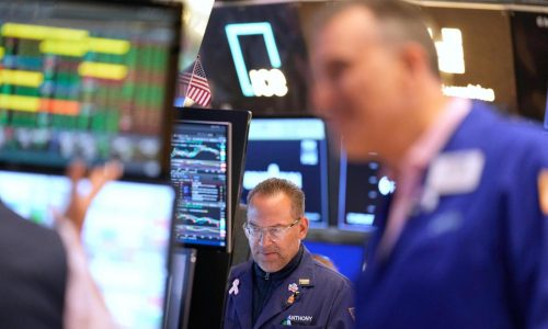 Wall Street hangs near its record as PepsiCo and United Airlines offset drops for health care stocks