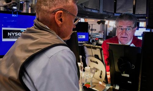 US stocks hang around their records as GM and others show how tariffs are impacting them