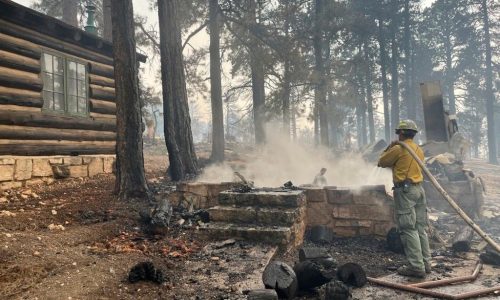Wildfire along Grand Canyon’s North Rim destroys historic lodge and is spreading rapidly