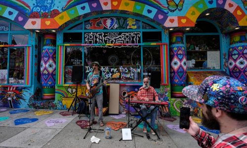 Fans toast Grateful Dead’s 60th with concerts at San Francisco’s Golden Gate Park