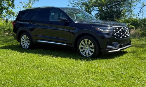 2025 Ford Explorer Platinum is a Passenger Moving Gem