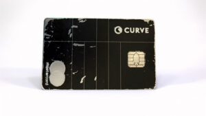 Lloyds eyes Curve acquisition in fintech push to rival Apple Pay