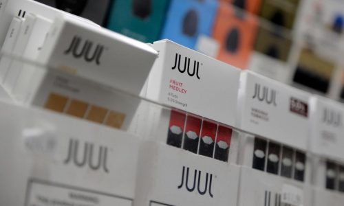 Ticker: Juul gets FDA’s OK on e-cigs ; Jobless claims decline  