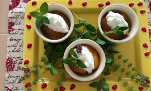 When peaches are in season, make this delectable dessert