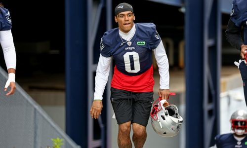 Christian Gonzalez leaves Patriots training camp with injury