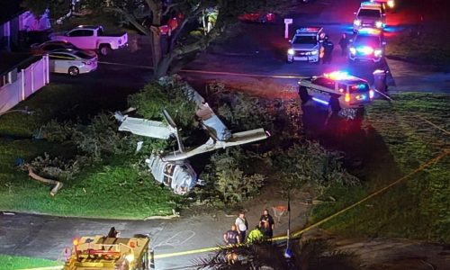 People in Florida neighborhood stop dinner, grab tools to rescue 4 people in plane crash