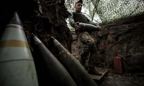 Russia ramps up offensives on 2 fronts in Ukraine as both sides seek an advantage before the fall