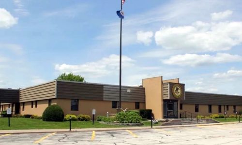 Duluth Federal Prison Camp will remain open