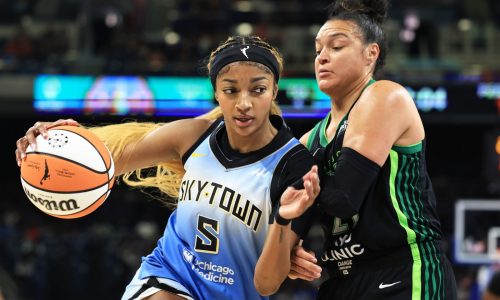 Lynx bounce back in Chicago, roll past Sky