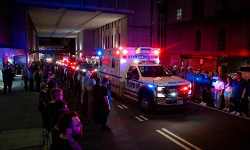 Gunman who killed 4 at Manhattan office building was targeting NFL headquarters, mayor says