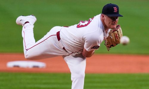 Red Sox-Reds suspended after 3 innings due to heavy storms, lightning
