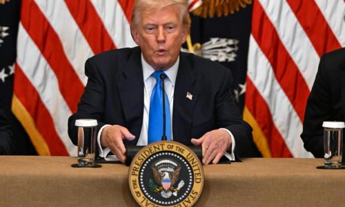 Trump announces 90-day negotiating period with Mexico as 25% tariff rates stay in place