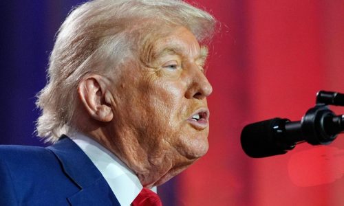 Trump will visit Federal Reserve in escalation of campaign to pressure Powell to cut interest rates