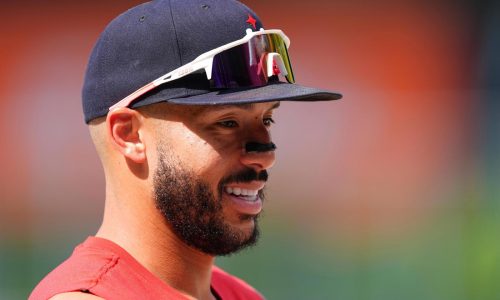 Stunning trade to Houston ends Carlos Correa’s Twins tenure