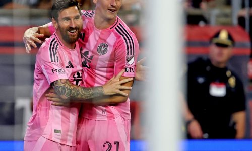 Lionel Messi scores twice, sinks Revolution before large crowd in Foxboro