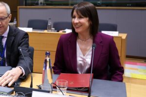 Reeves to cut cash ISA allowance in push to revive UK capital markets