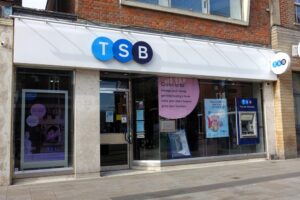 Santander agrees £2.65bn deal to buy TSB from Sabadell