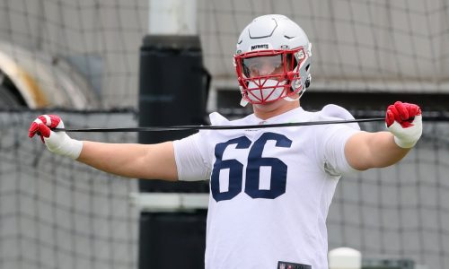 Patriots rookie class feeling fortunate for veteran free-agent addition