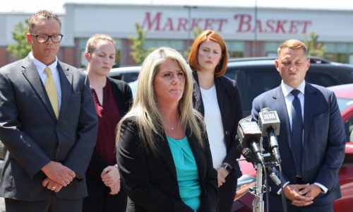 Dueling narratives show divisions within Market Basket offices