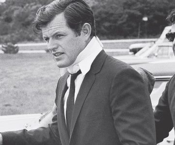 Howie Carr: Walk of shame a constant outside Massachusetts courts