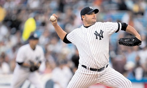 Twins pitchers get visit from pitching legend Roger Clemens