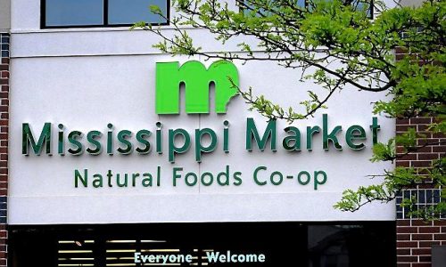 Mississippi Market and River Market co-ops propose merger