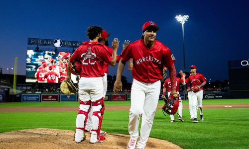 Red Sox call up top prospect Jhostynxon Garcia for Yankees series (Report)