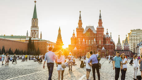 Russia sees tourism boom from Gulf states despite sanctions – FT