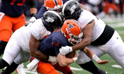 Gophers defensive depth hit by absences in season opener