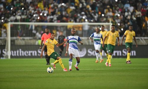 Loons bid on young South African winger Relebohile Mofokeng