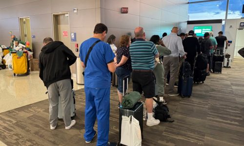 United Airlines flights grounded nationwide because of technology problem