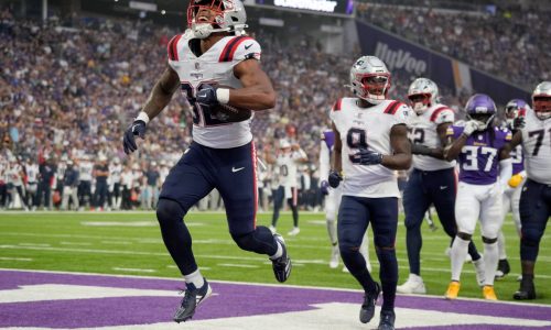 Patriots rookie RB TreVeyon Henderson impresses again in preseason win at Minnesota