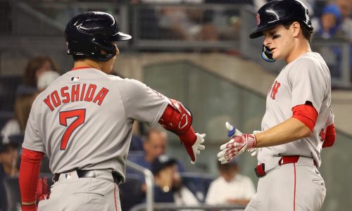 Roman Anthony propels Red Sox to win with HR in 1st game at Yankee Stadium