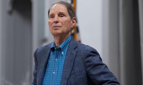 Trump administration plans to remove nearly 700 unaccompanied migrant children, senator says