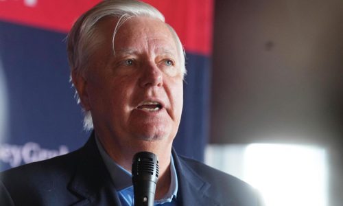 Sen. Lindsey Graham says Trump ready to ‘crush’ Russian economy if Putin avoids talks with Zelenskyy