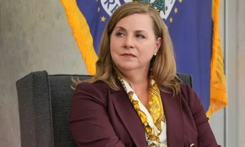 Fed Official Says Latest Jobs Data Supports 3 Rate Cuts in 2025