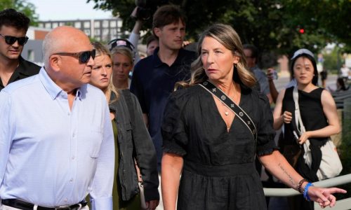 Families of Idaho murder victims want graphic crime scene photos kept private