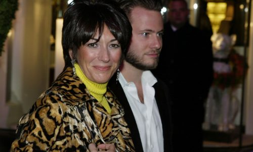 Judge keeps Maxwell transcripts sealed