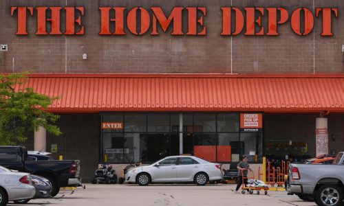 Home Depot’s sales improve as customers stay focused on smaller projects