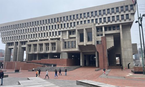 Editorial: Arresting pattern of hires at City Hall