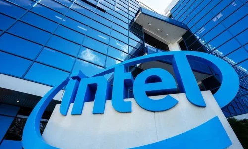 Intel Shares Plunge on Layoffs, Foundry Pullback