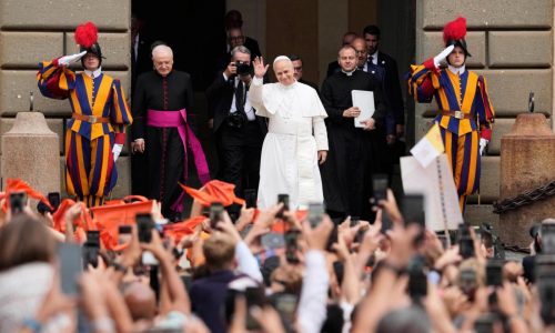 Pope Leo XIV prays for peace as US-Russia summit over Ukraine war gets underway