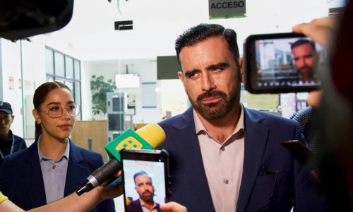 Boxer Julio César Chávez Jr. released from prison in Mexico, awaiting trial over alleged cartel ties