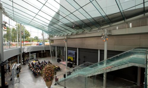 Director warns that the Van Gogh Museum may close if the Dutch government doesn’t help fund repairs