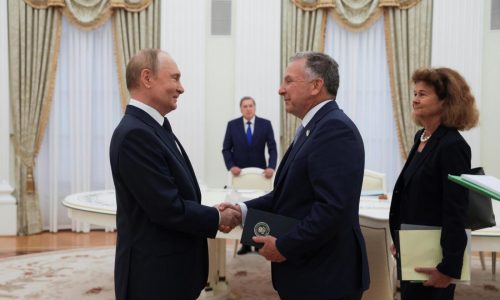 Trump’s envoy meets Putin ahead of Russia-Ukraine peace deadline, the Kremlin says