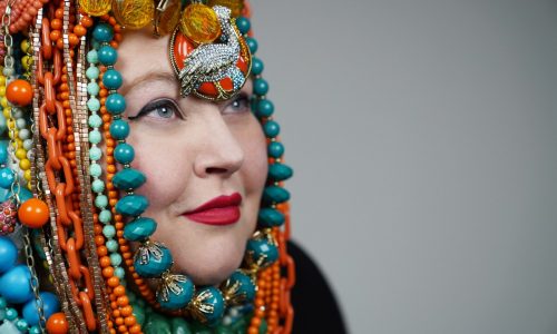 Fringe review: In ‘Jewelry Power Elite,’ jewelry takes on new meanings